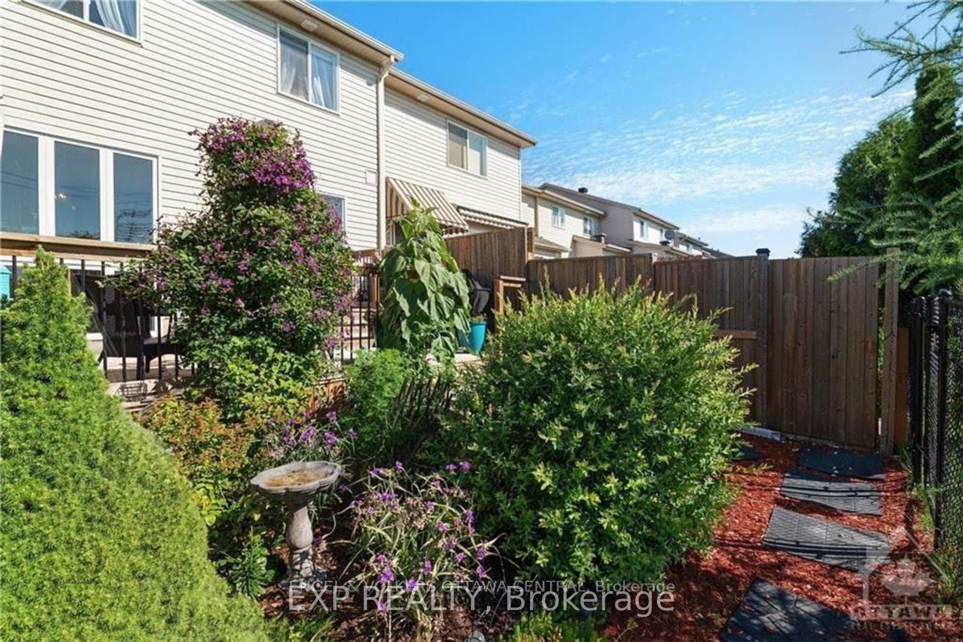 1513 Demeter Street photo 38