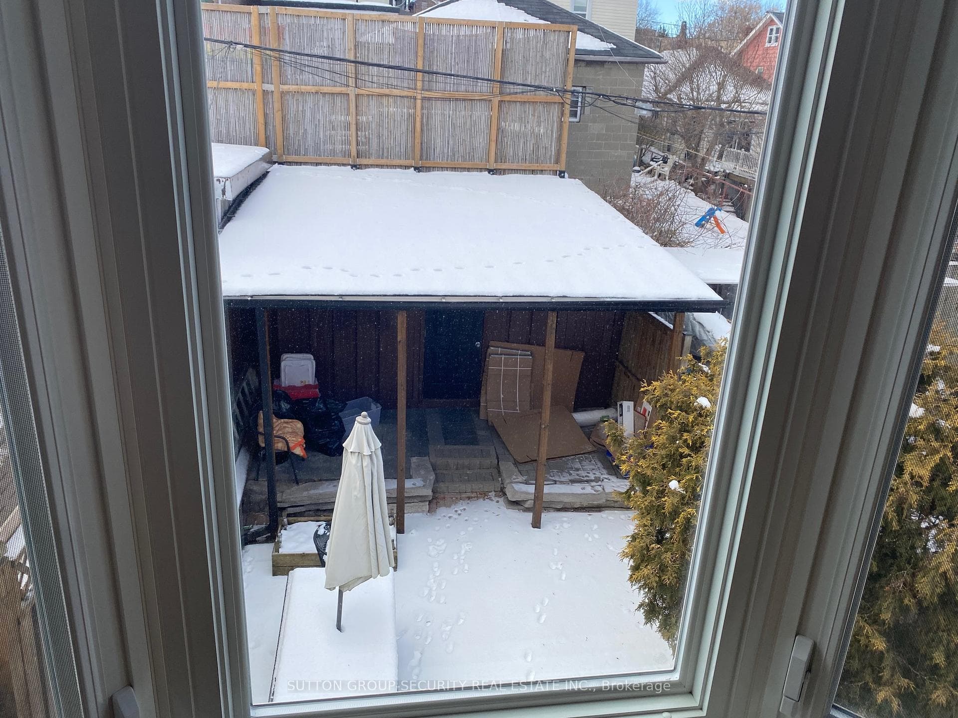 482 Westmount Avenue photo 37