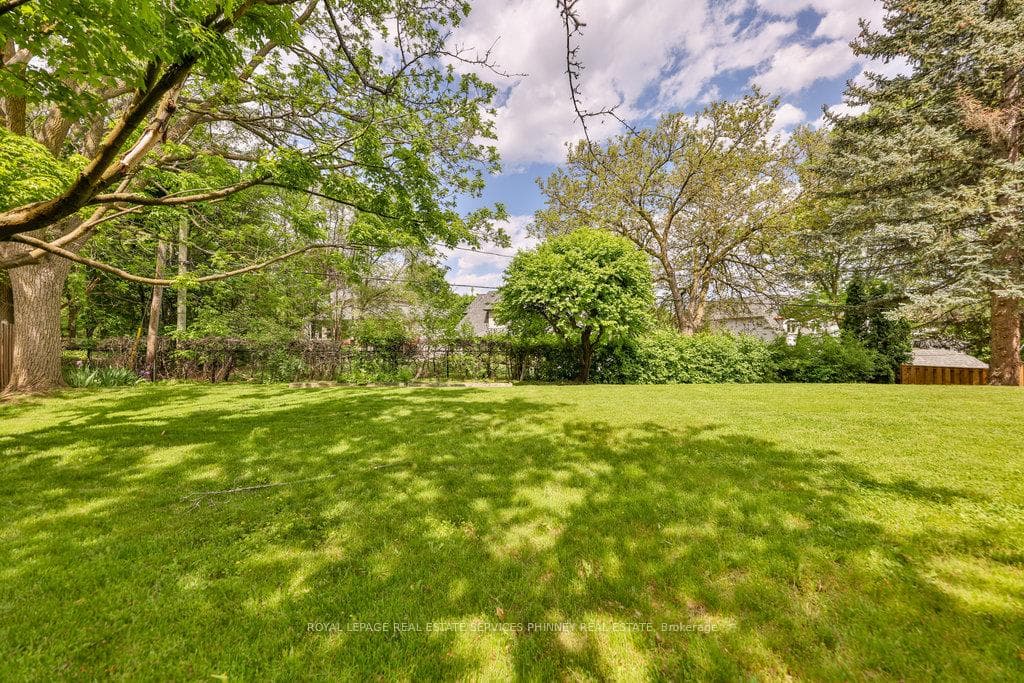 94 Germorda Drive photo 34