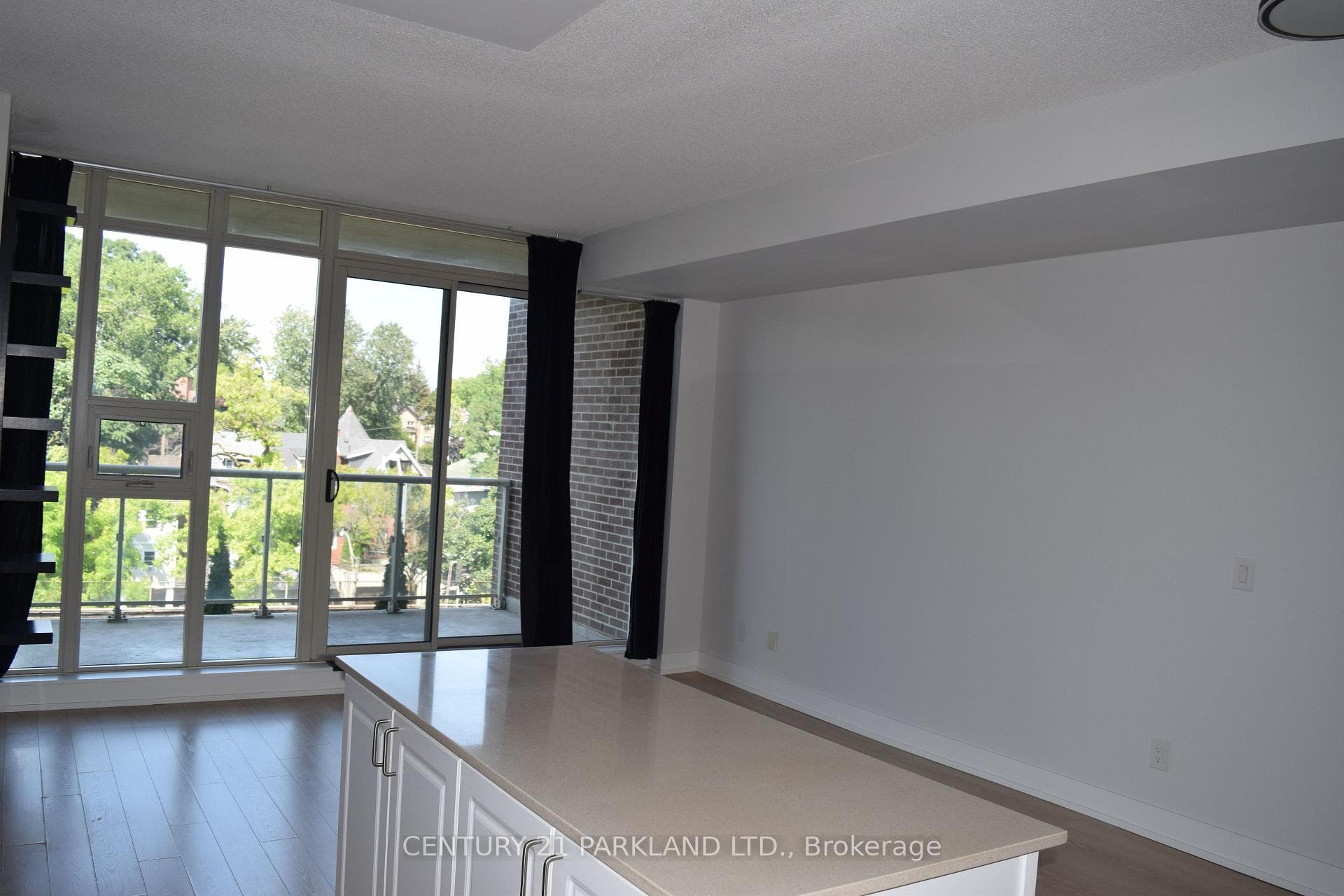 1638 Bloor Street Unit 312 photo 7