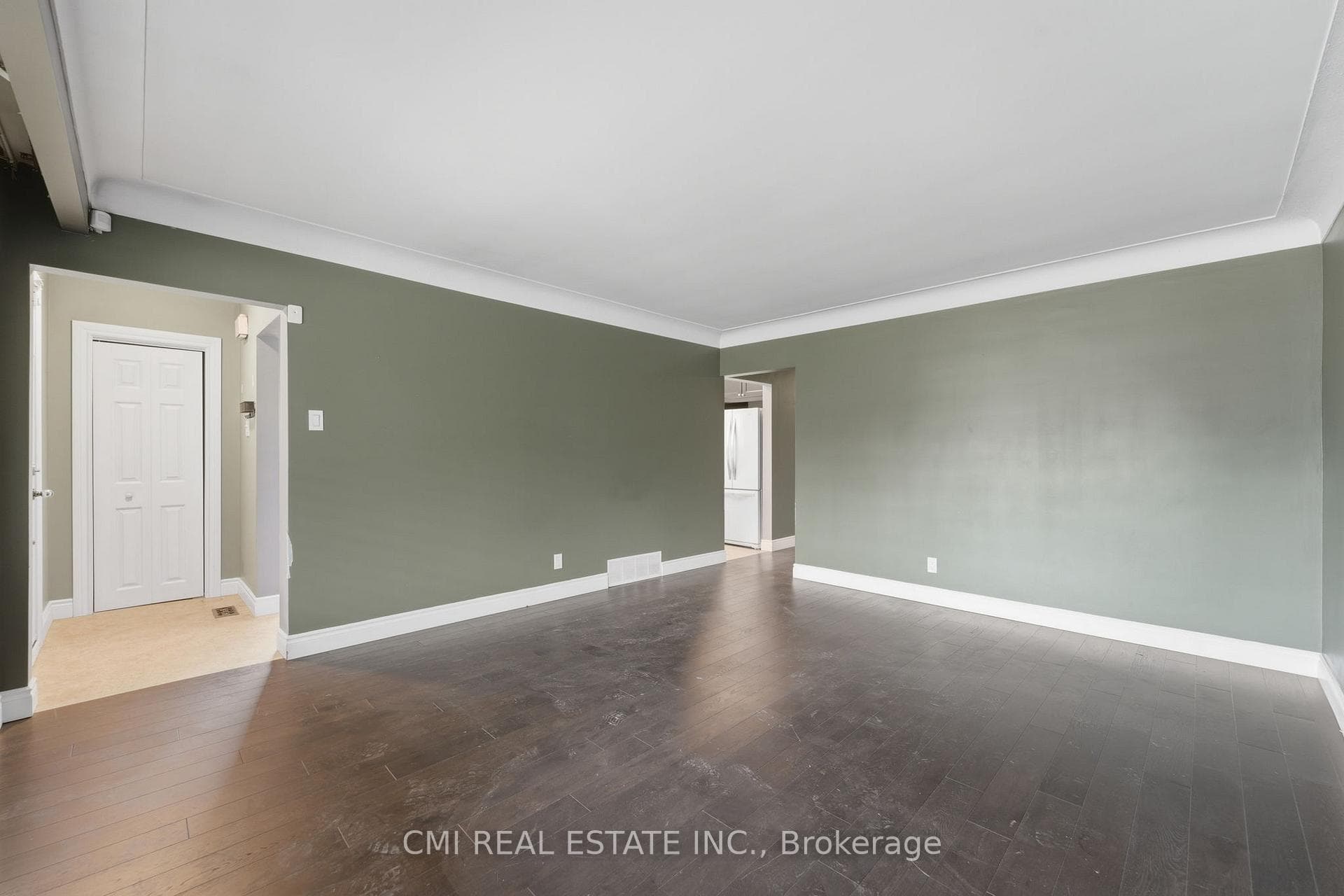 251 Fairridge Road photo 10