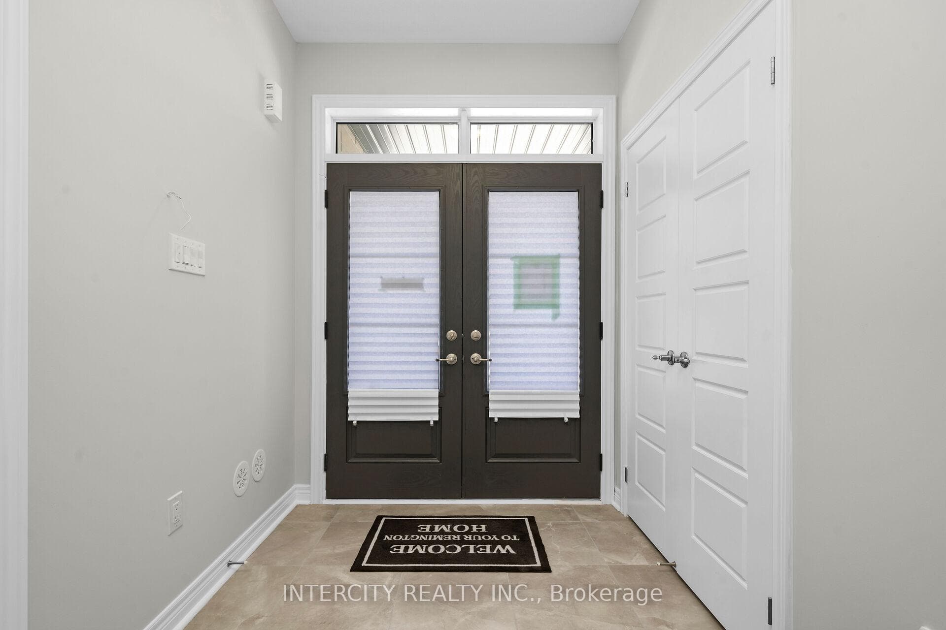 323 Inspire Boulevard photo 3