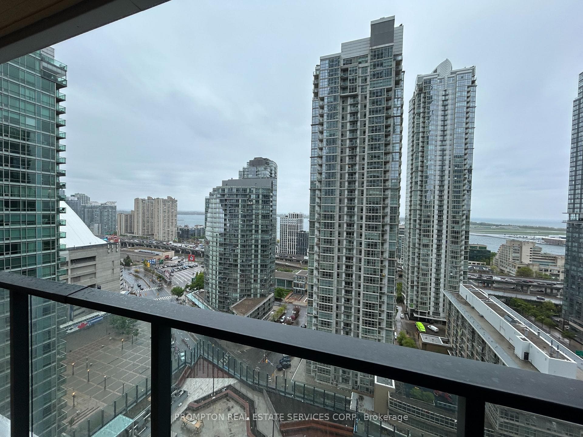 1 Concord Cityplace Way Unit 2209 photo 18