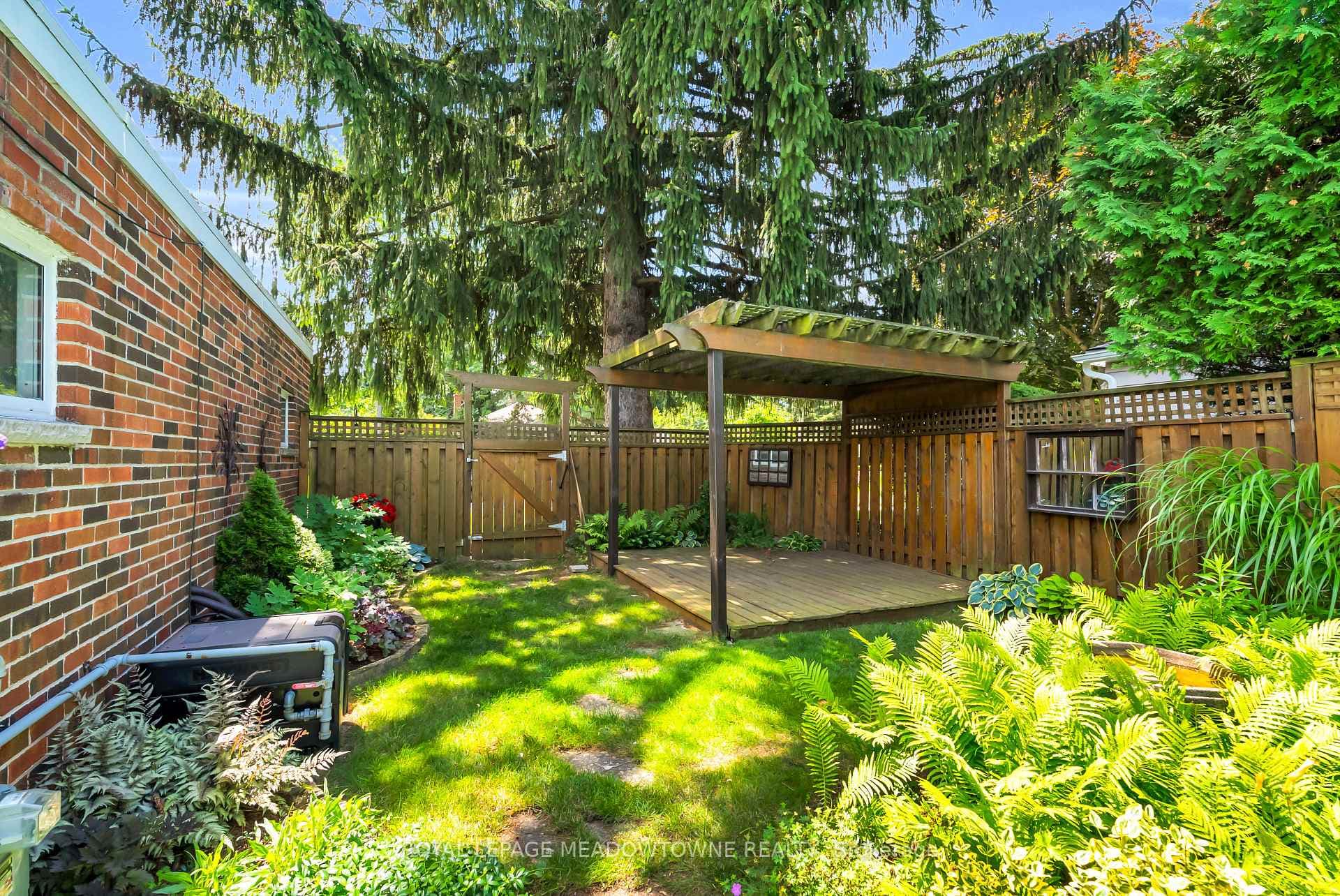 33 Parker Avenue photo 45