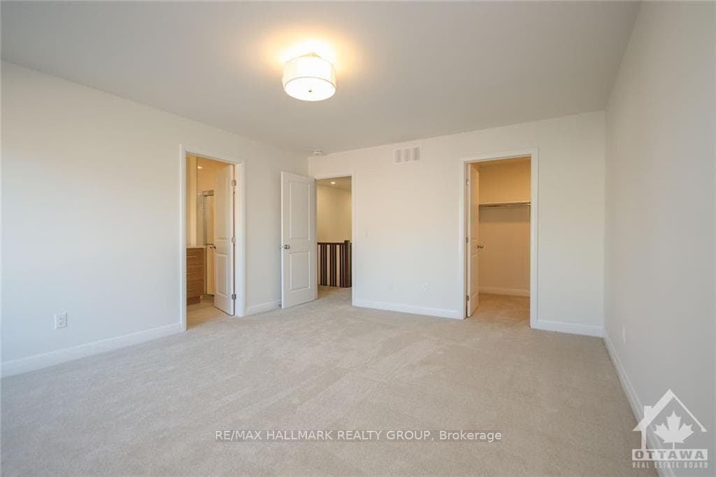 76 MICHAEL STOQUA Street photo 16