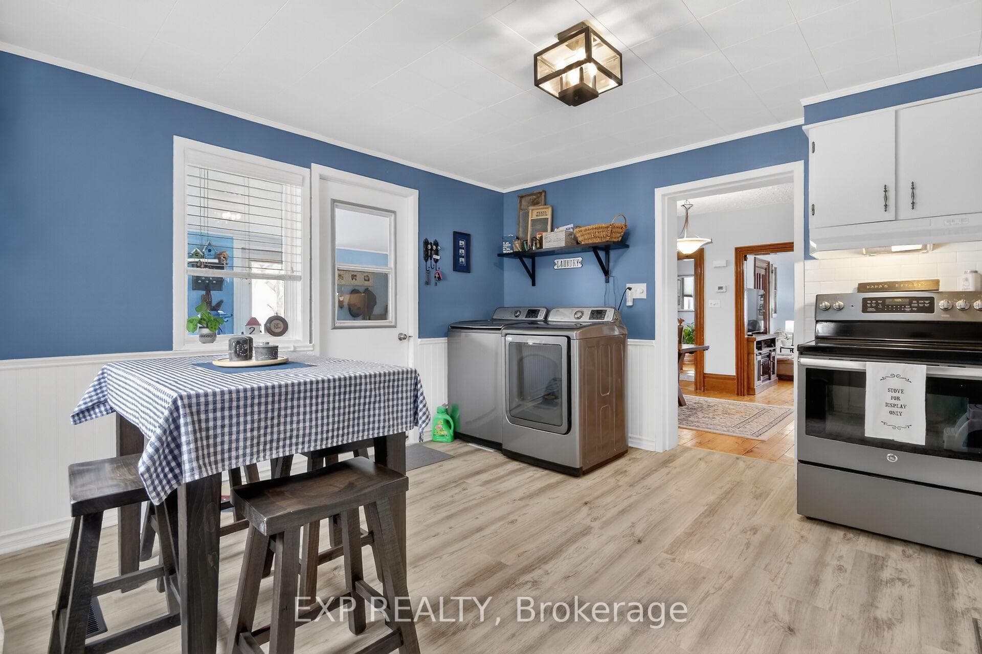 82 Munro Street photo 15