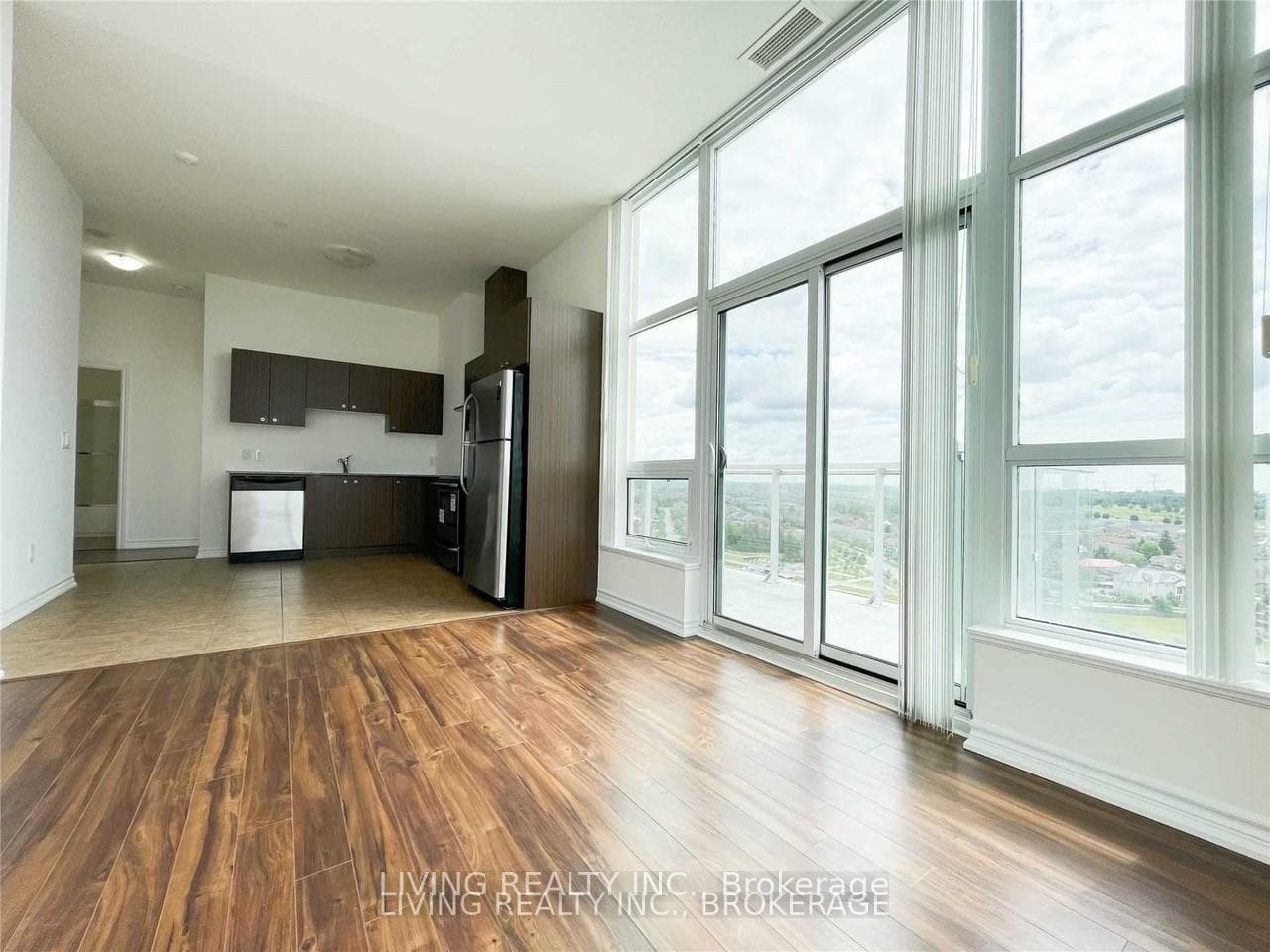 8323 Kennedy Road Unit Ph07 photo 2