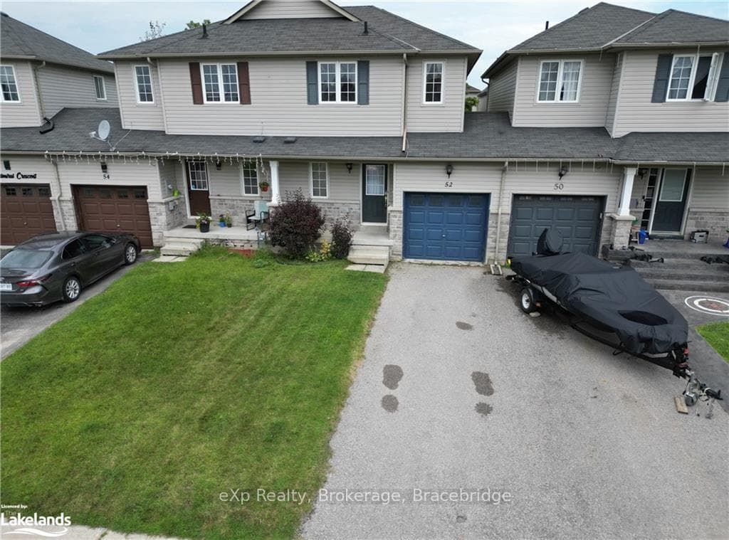 52 ADMIRAL Crescent photo 1
