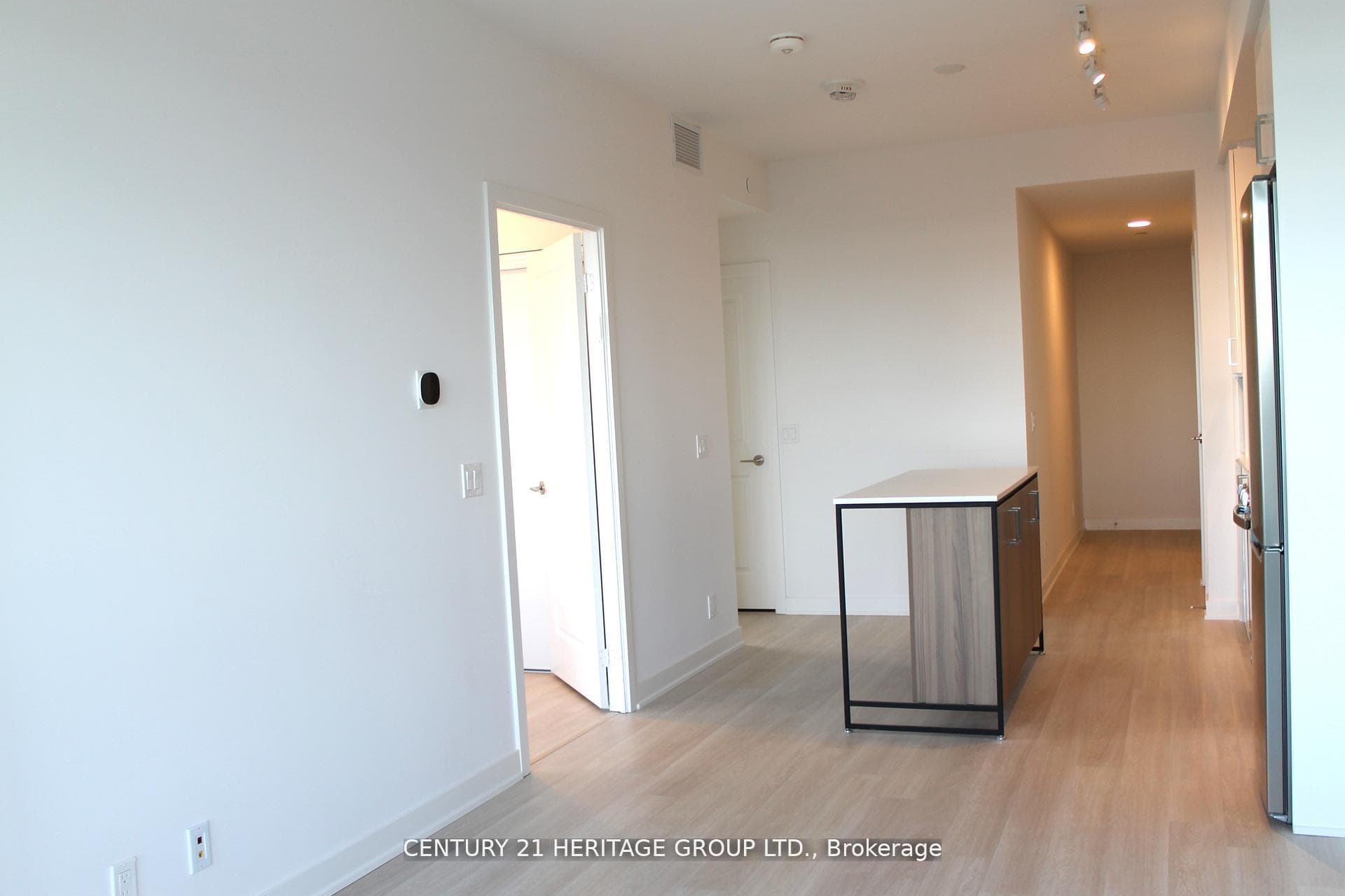 30 Upper Mall Way Unit A3410 photo 10