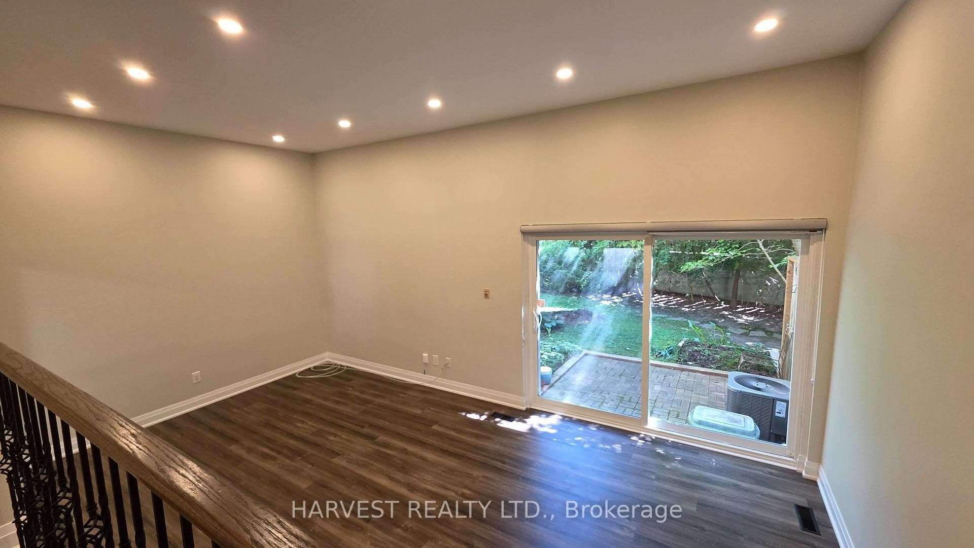 54 Paul Markway Court photo 5
