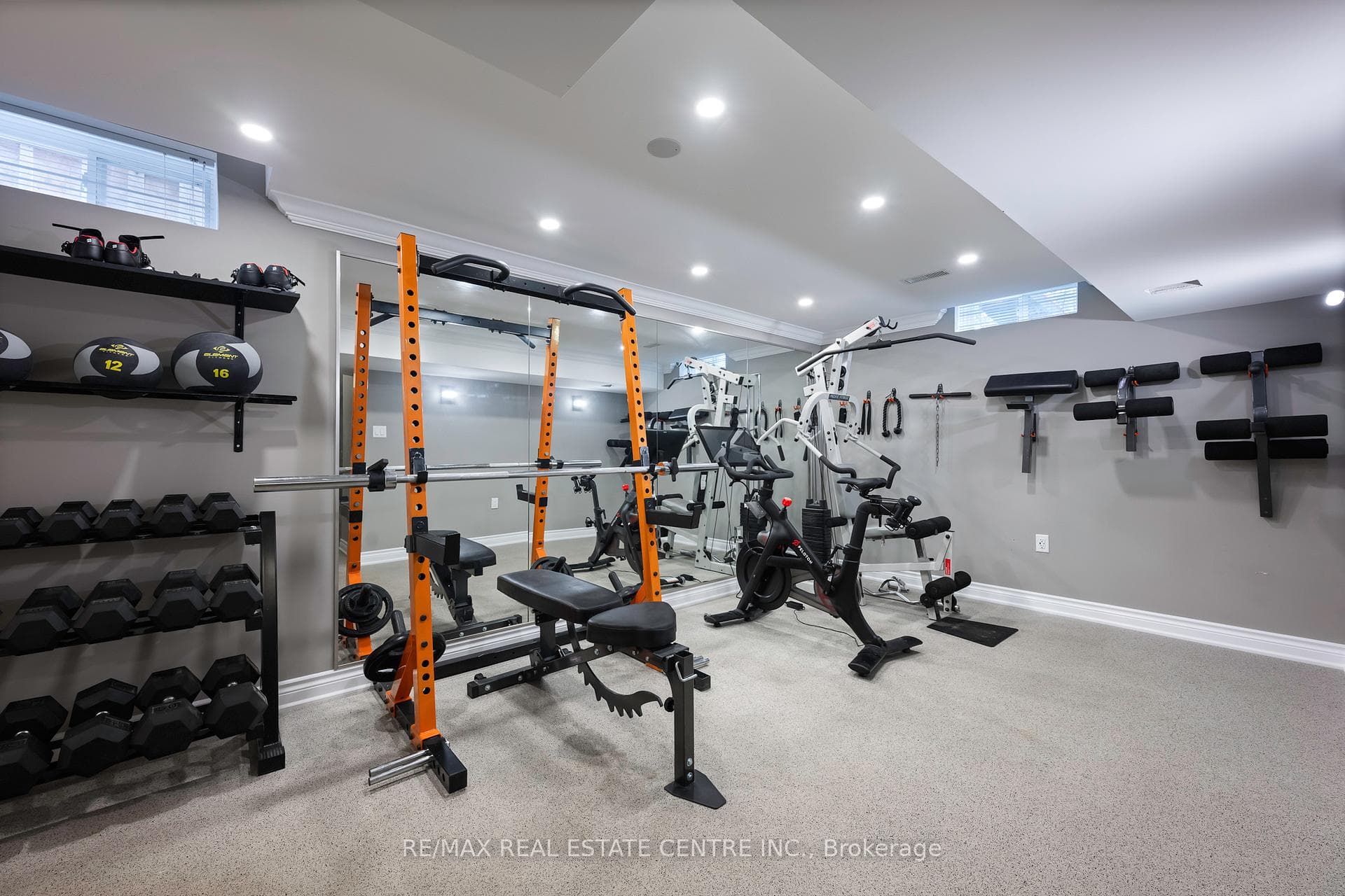 101 Kenpark Avenue photo 40