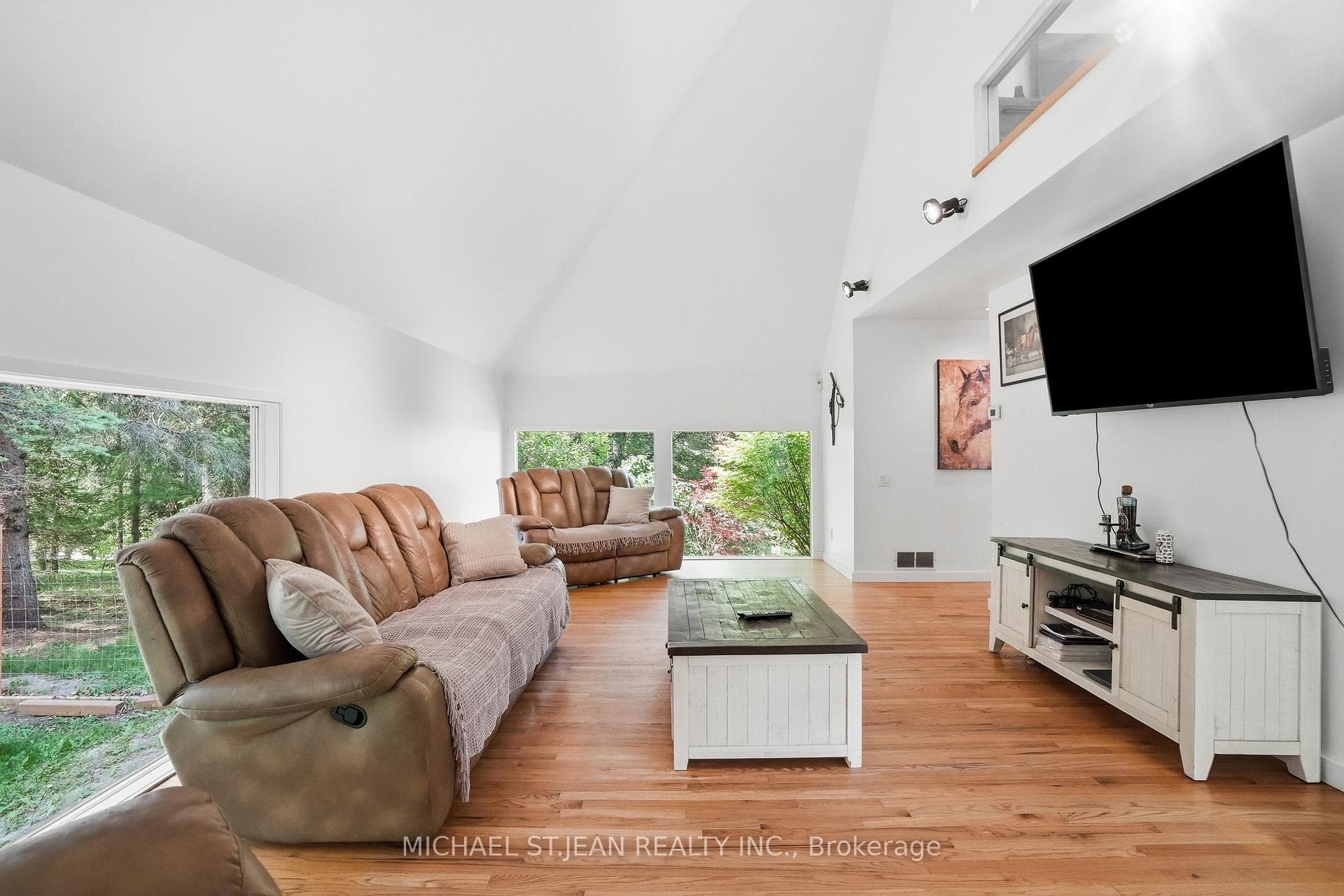 1314 Safari Road photo 10