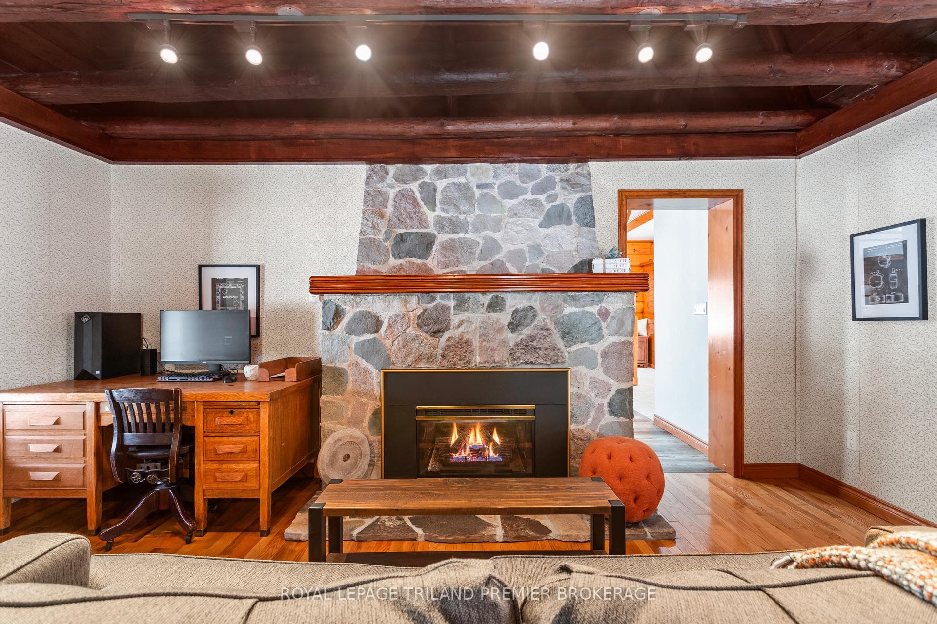 9936 ONTARIO Street photo 15