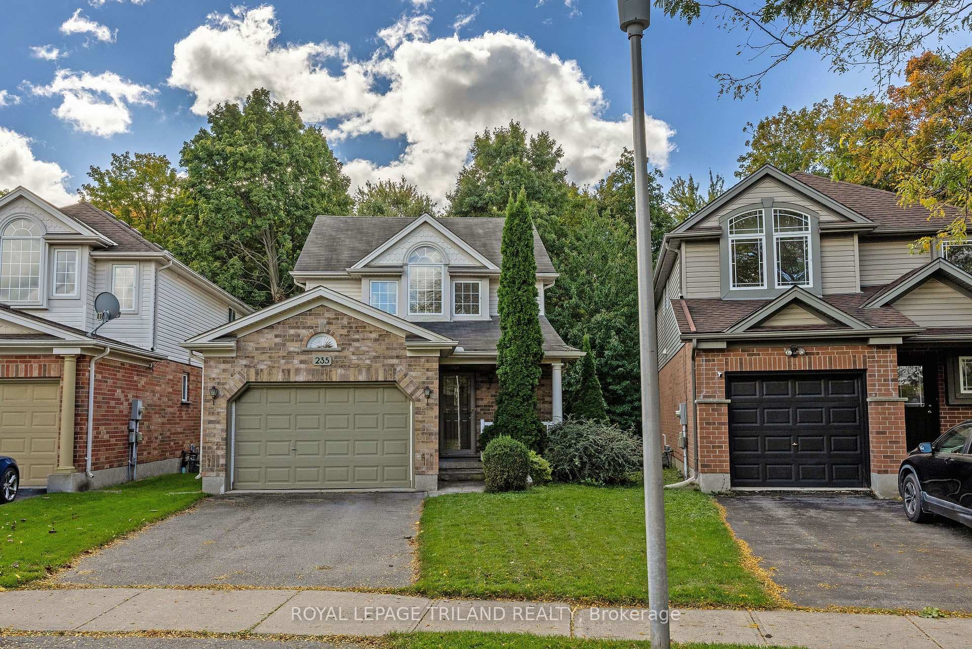 235 Rossmore Court photo 1