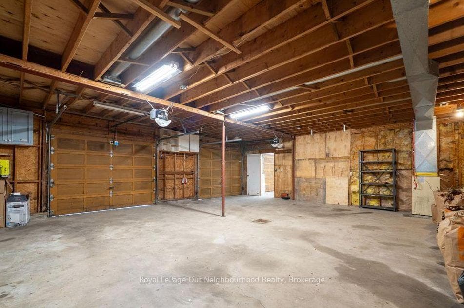 3741 Lakeshore Road photo 18