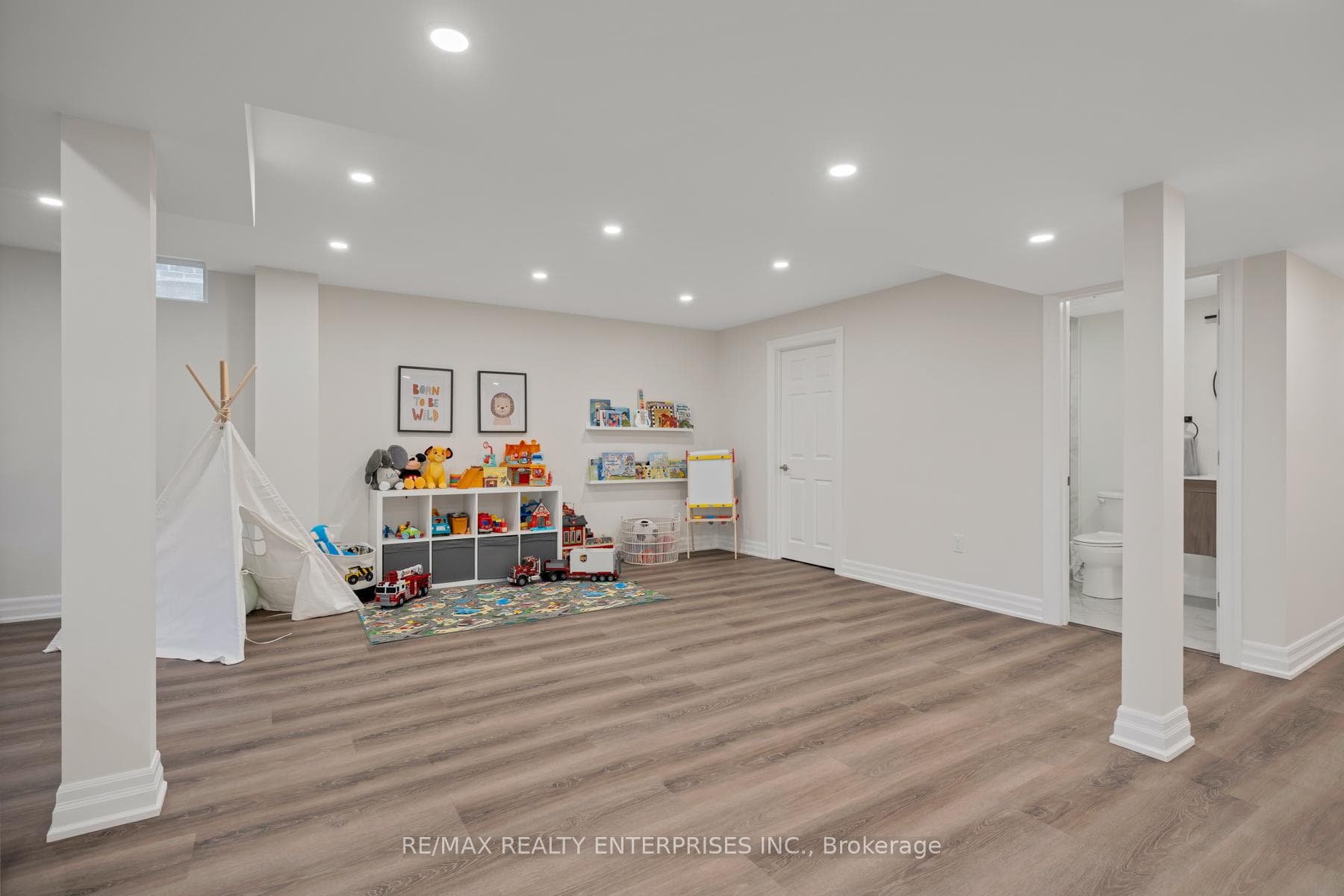 15 Botelho Circle photo 29
