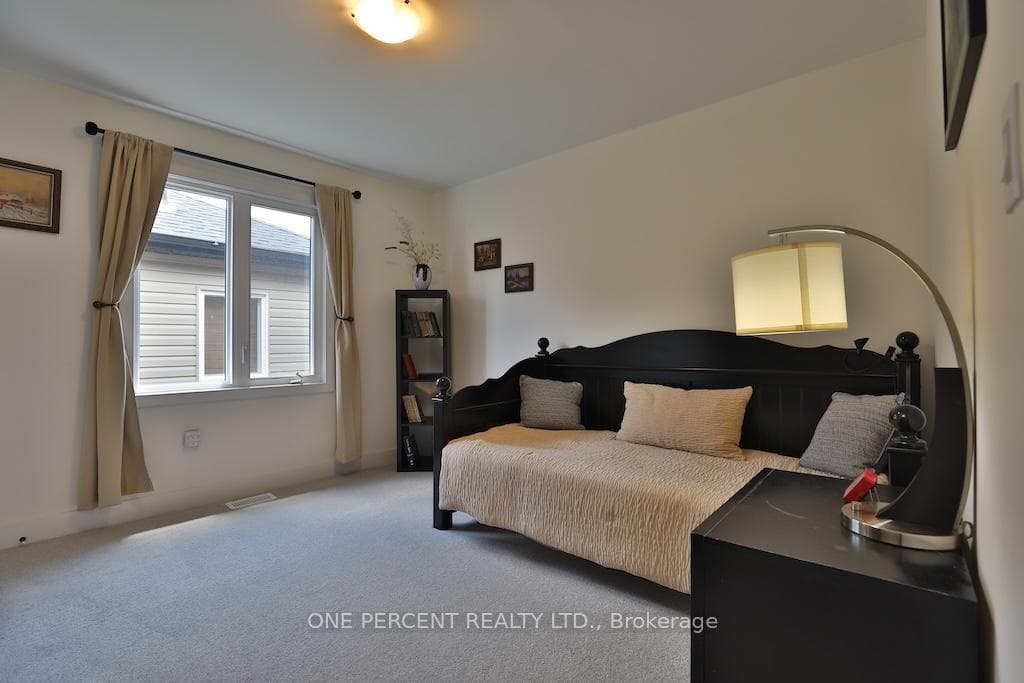 72 Dusenbury Drive photo 35