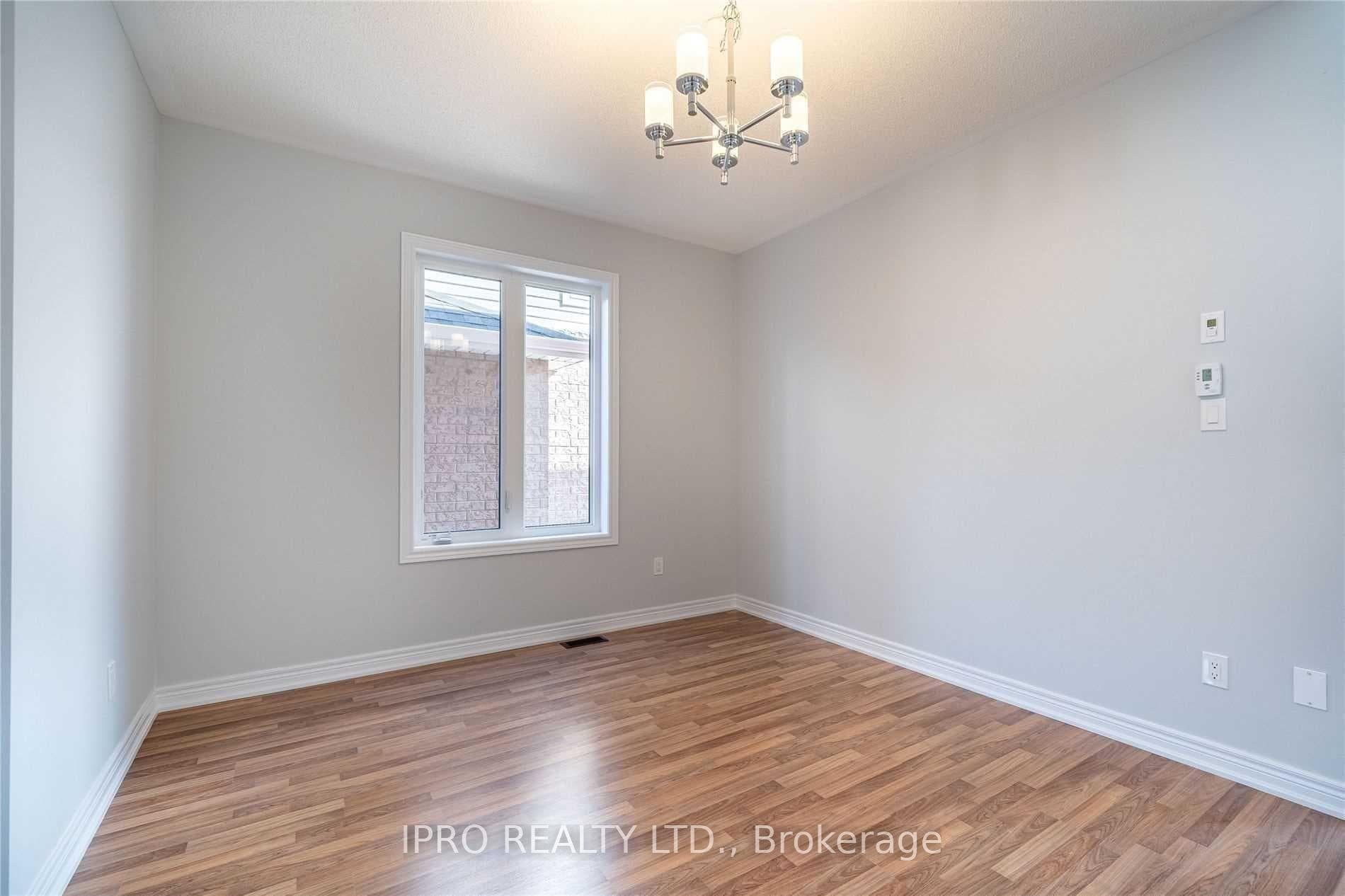 23 Attlebery Crescent photo 8