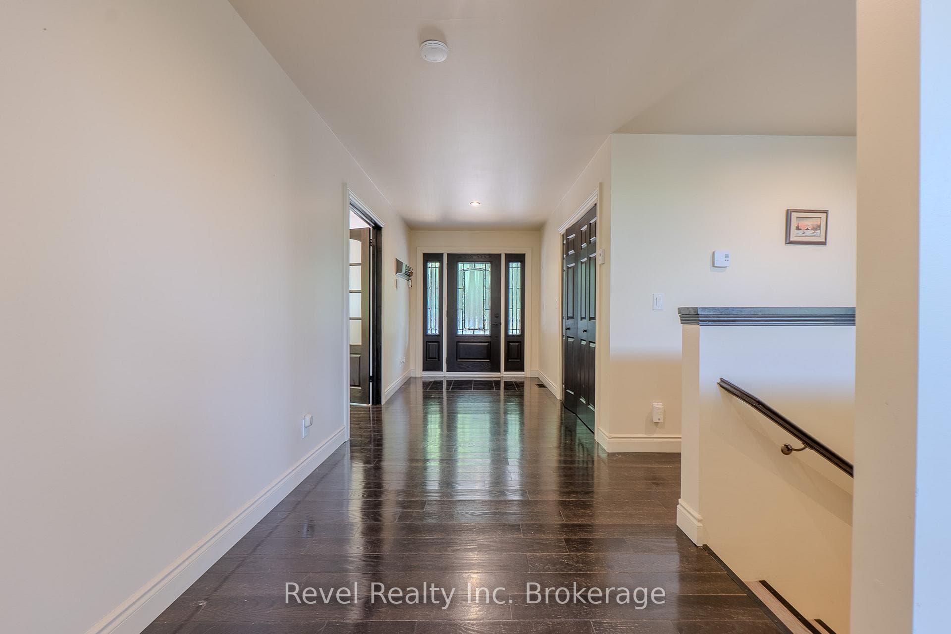 362 Chadbourne Drive photo 5