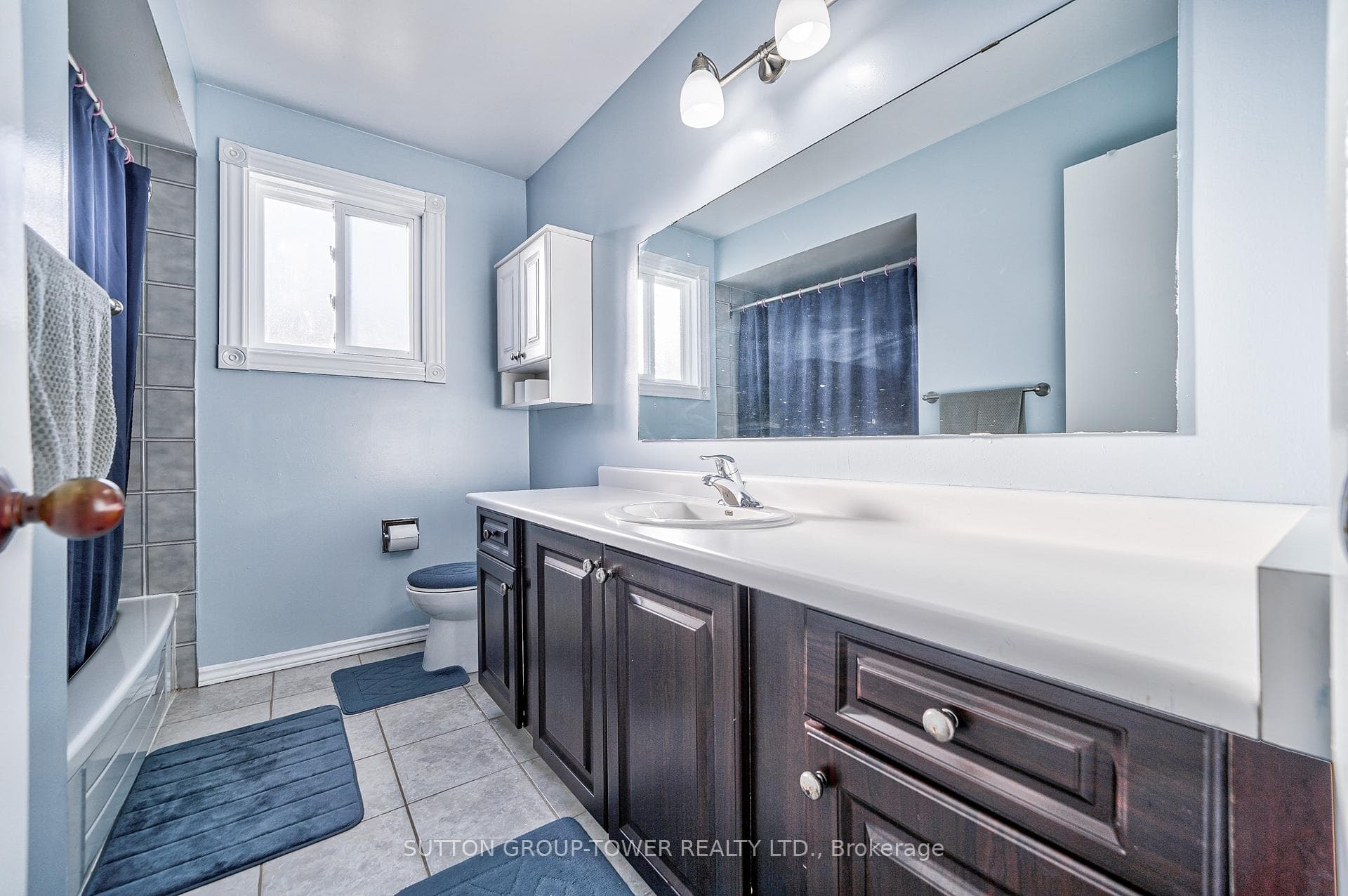 51 Dumfries Avenue photo 28