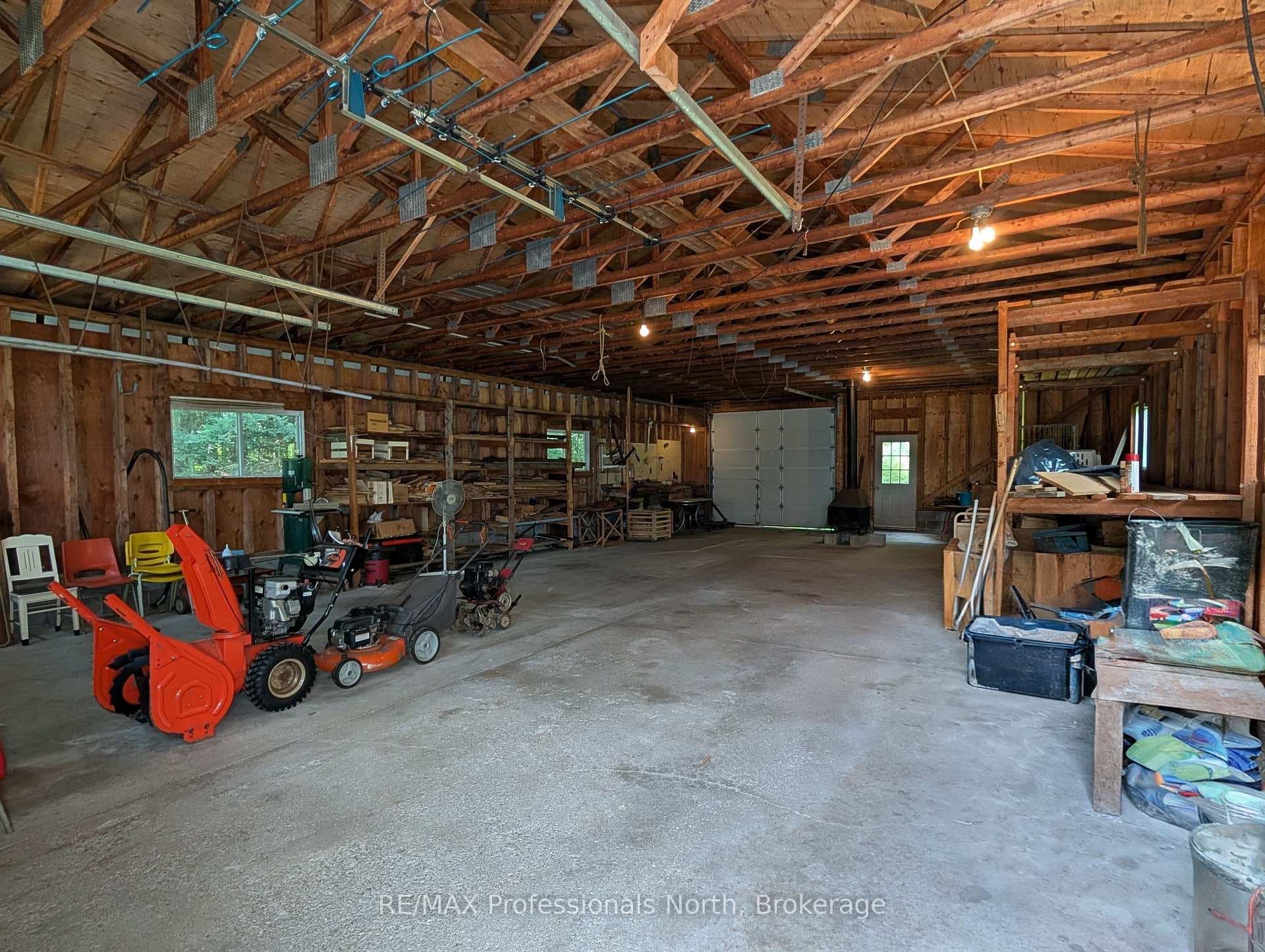 770 FOREST LAKE Road photo 4