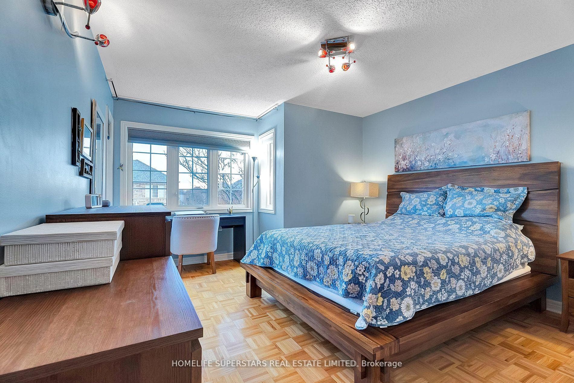 76 Westway Crescent photo 28