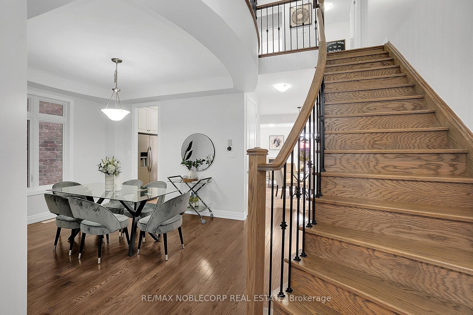 54 Wells Orchard Crescent photo 5
