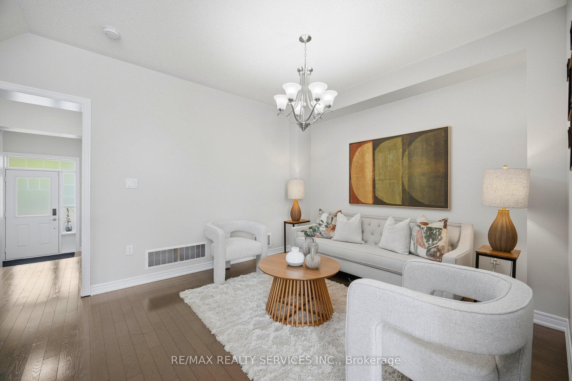 118 Tundra Road photo 2