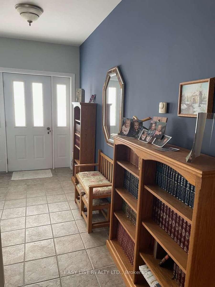 36 Elizabeth Drive photo 19