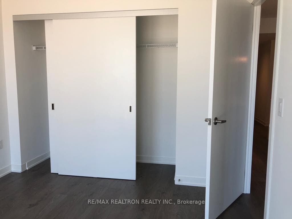 20 Richardson Street Unit 920 photo 12