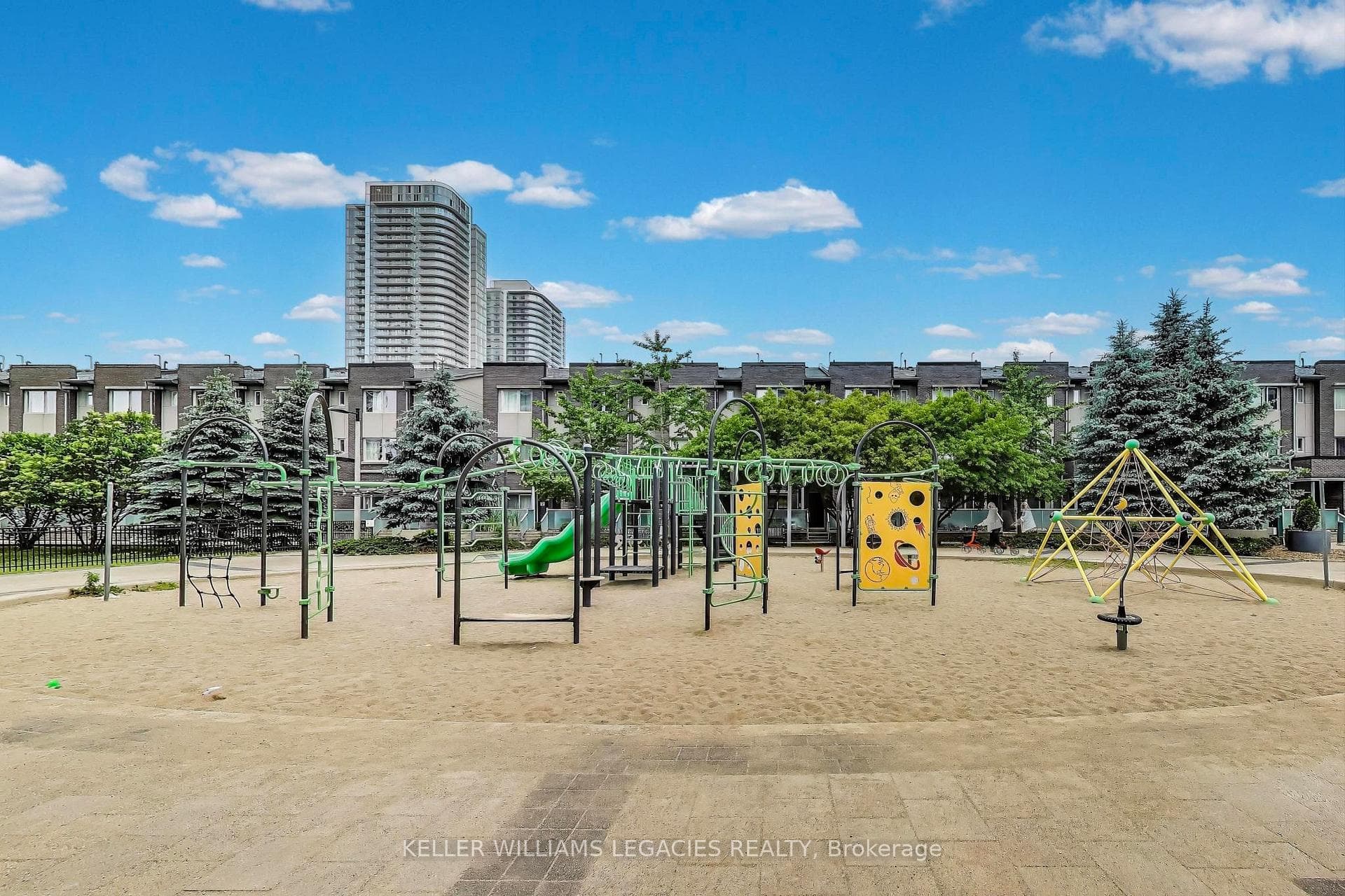 181 Village Green Square Unit 719 photo 20
