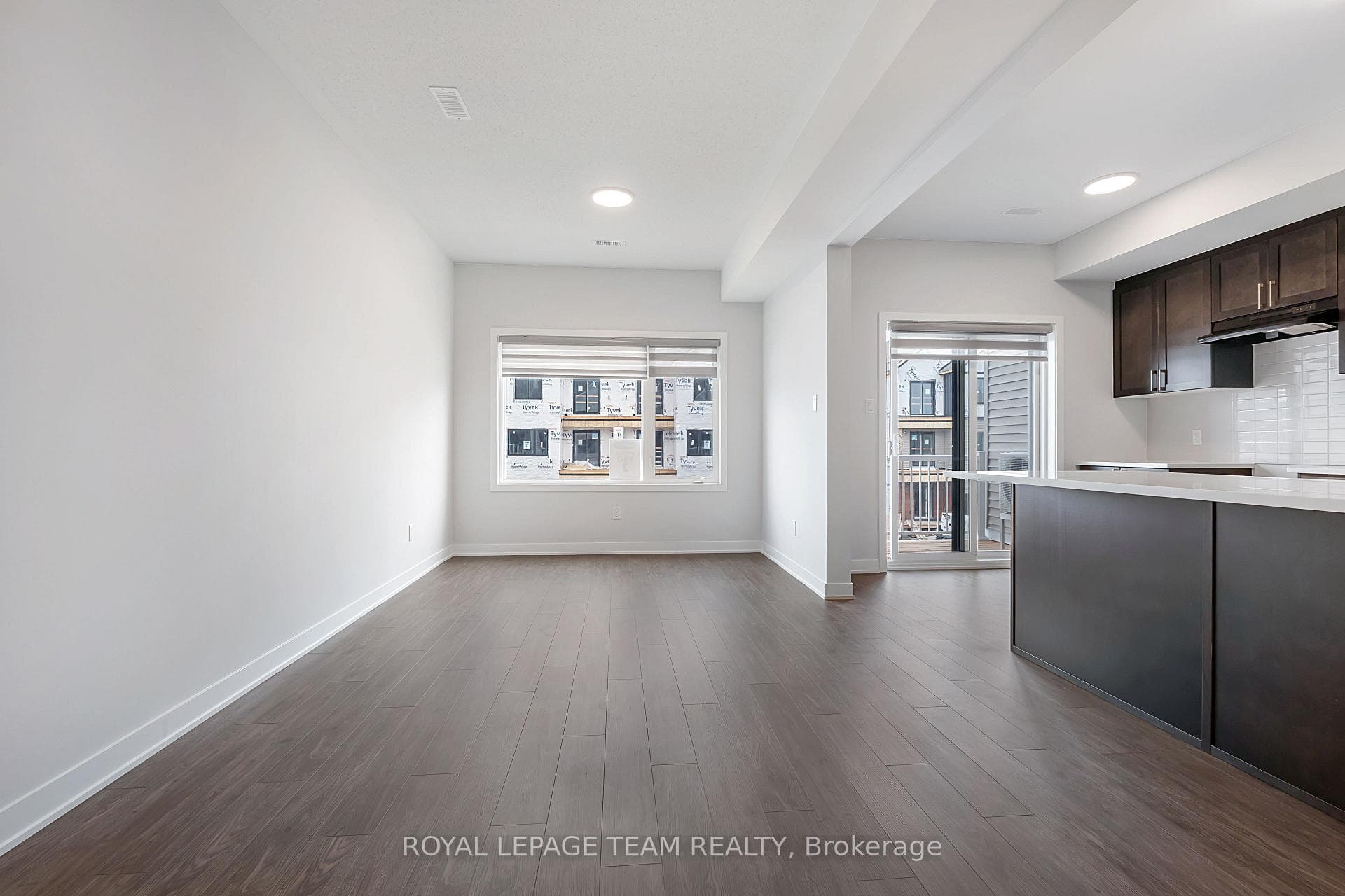 438 Patrick Street photo 8