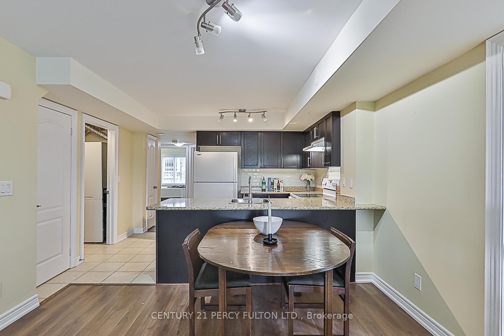 30 Dunsheath Way Unit 502 photo 12
