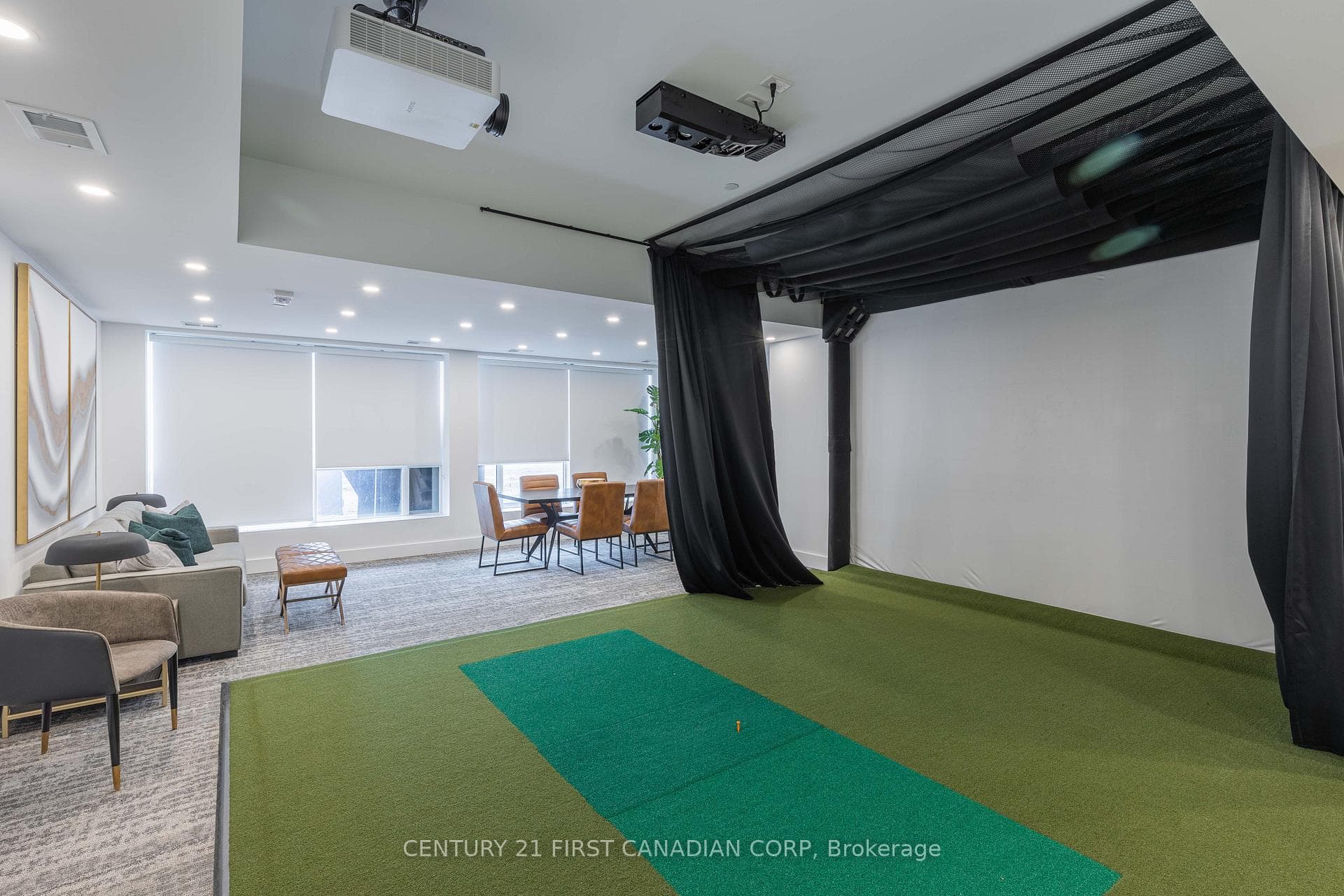 State of the Art Golf Simulator
