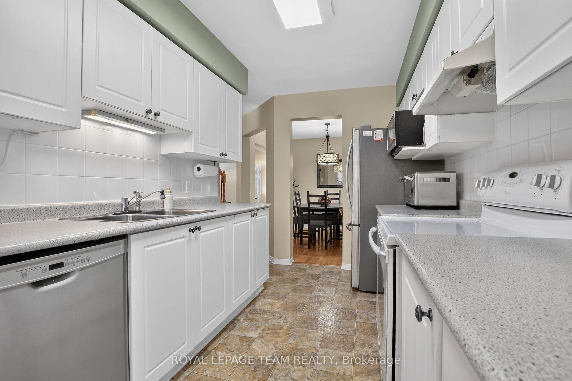 2 Wittingham Drive photo 19