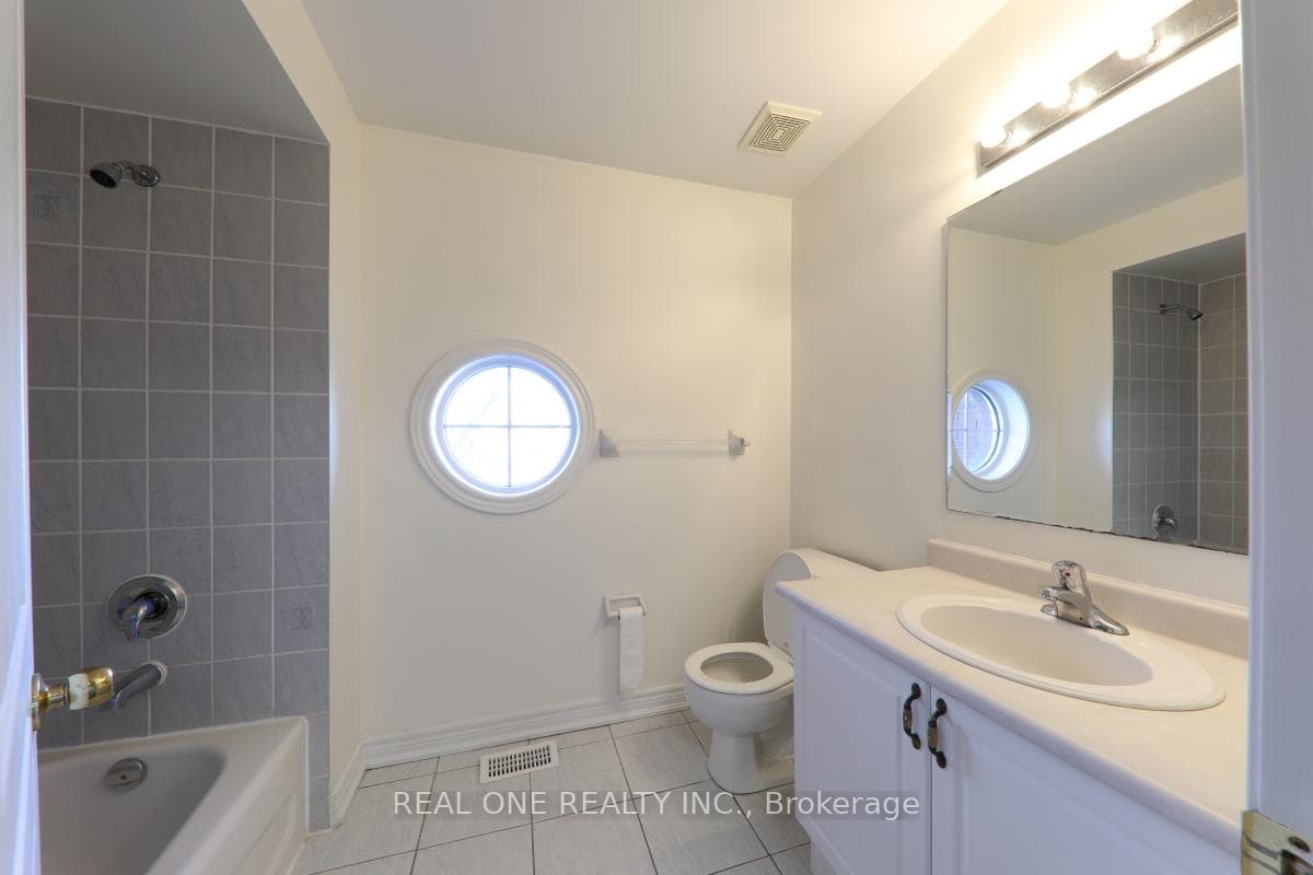 29 Duckfield Crescent photo 20