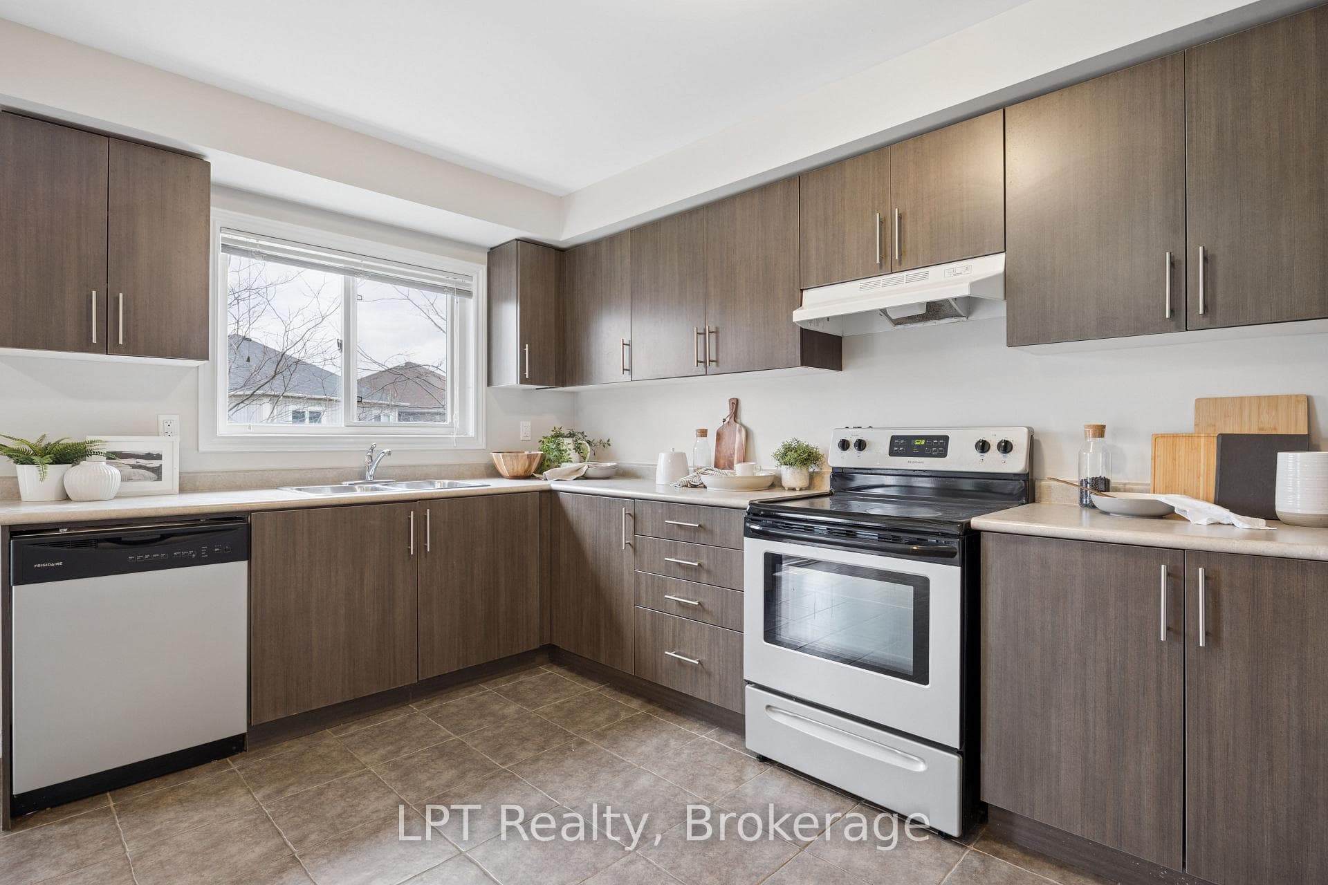 14 Katerson Lane photo 7