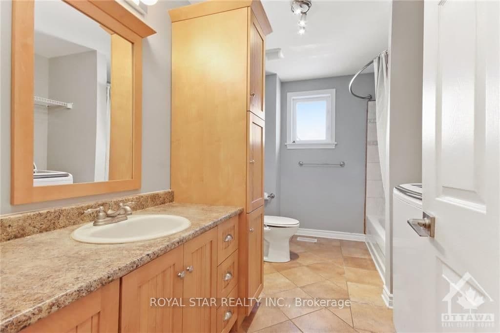 5925 PRINCE OF WALES Drive photo 15