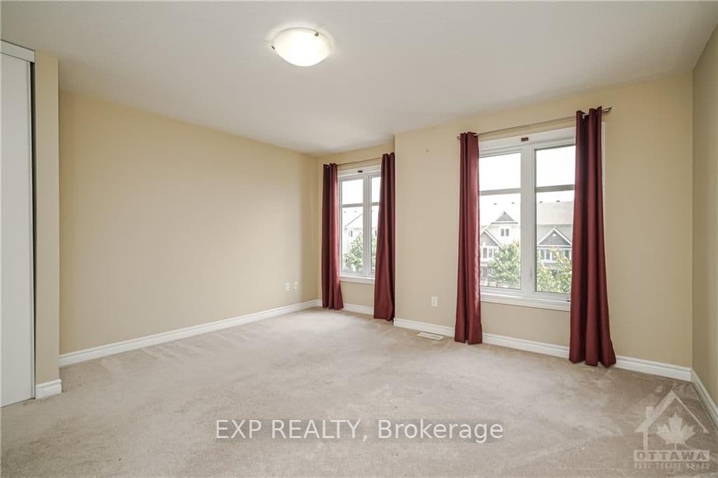 623 CHAPMAN MILLS Drive Unit C photo 15