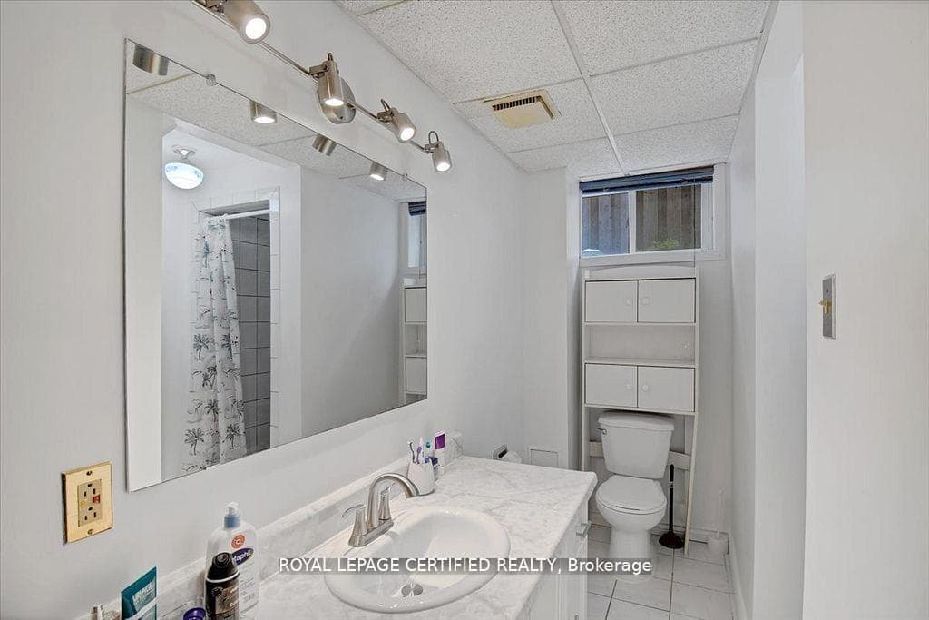 35 Trenholme Crescent photo 35