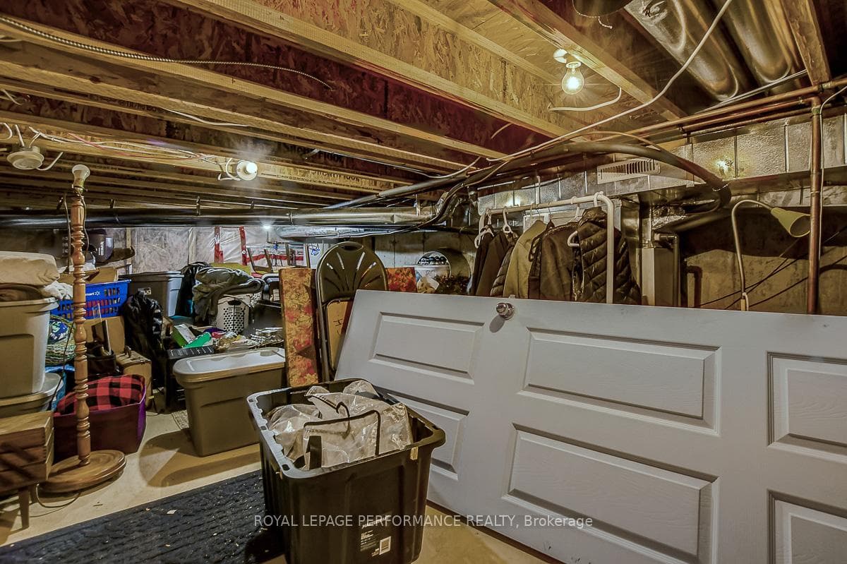 95 Manhattan Crescent photo 41