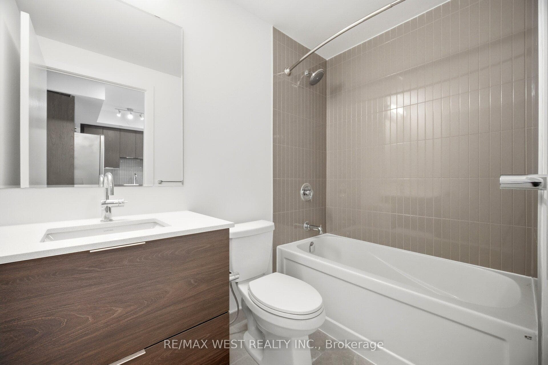 2501 Saw Whet Boulevard Unit 253 photo 21