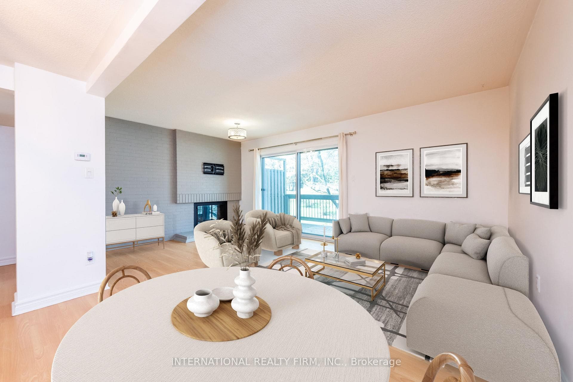 6855 Glen Erin Drive Unit 15 photo 4