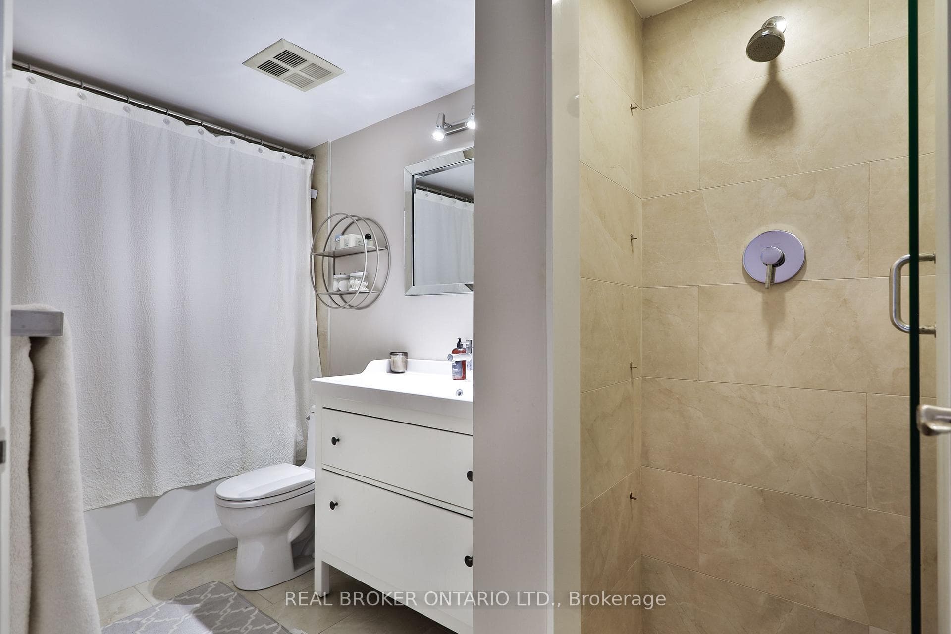 222 The Esplanade N/A Unit 912 photo 15