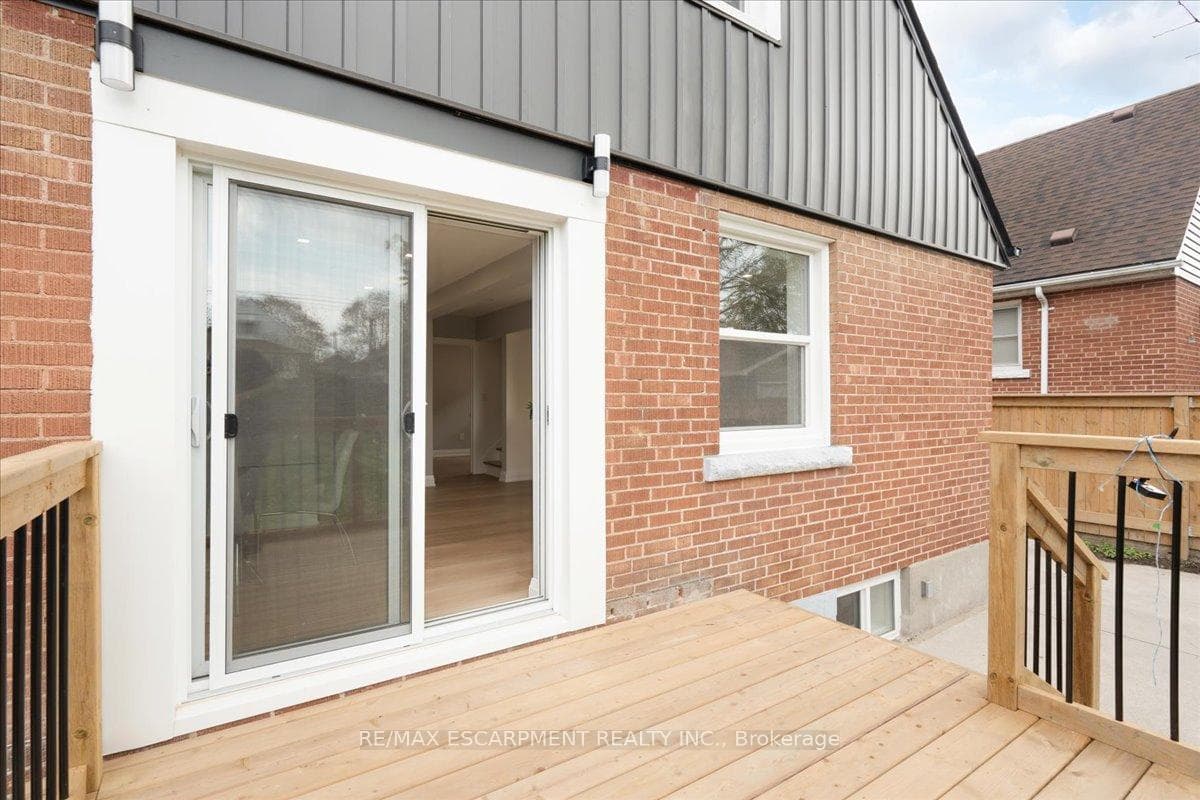 30 Martin Road photo 34