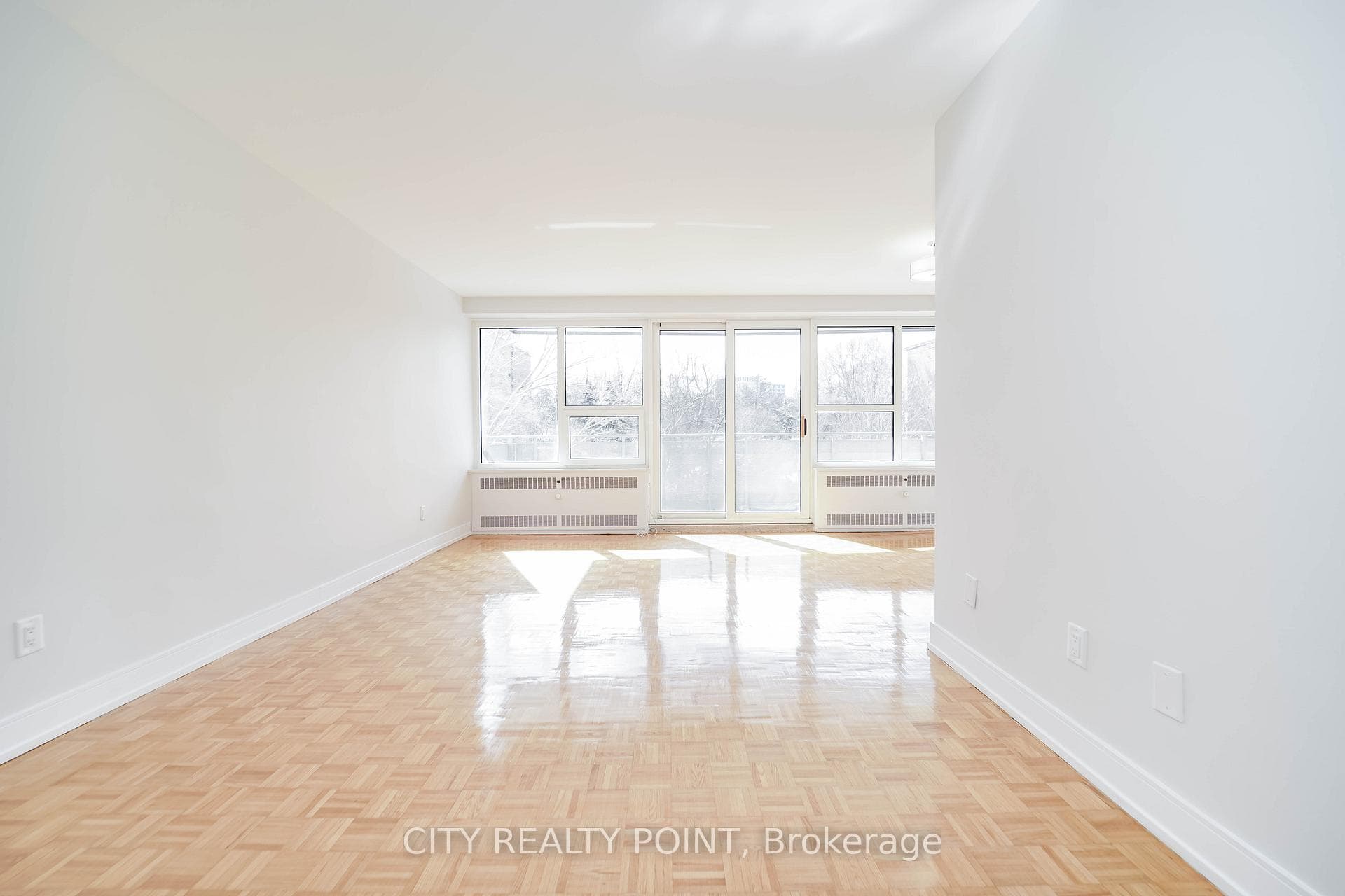 10 Shallmar Boulevard Unit 203 photo 3