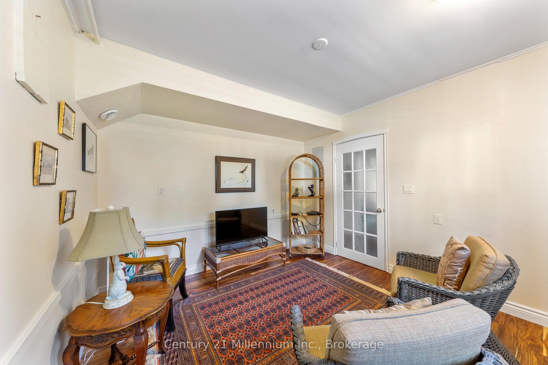 3rd Bedroom-Study