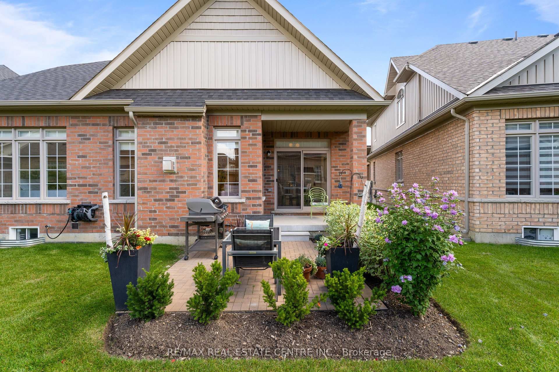 21 Overlea Drive photo 36
