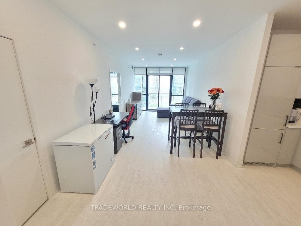 2908 Highway 7 Road Unit 1804 photo 6