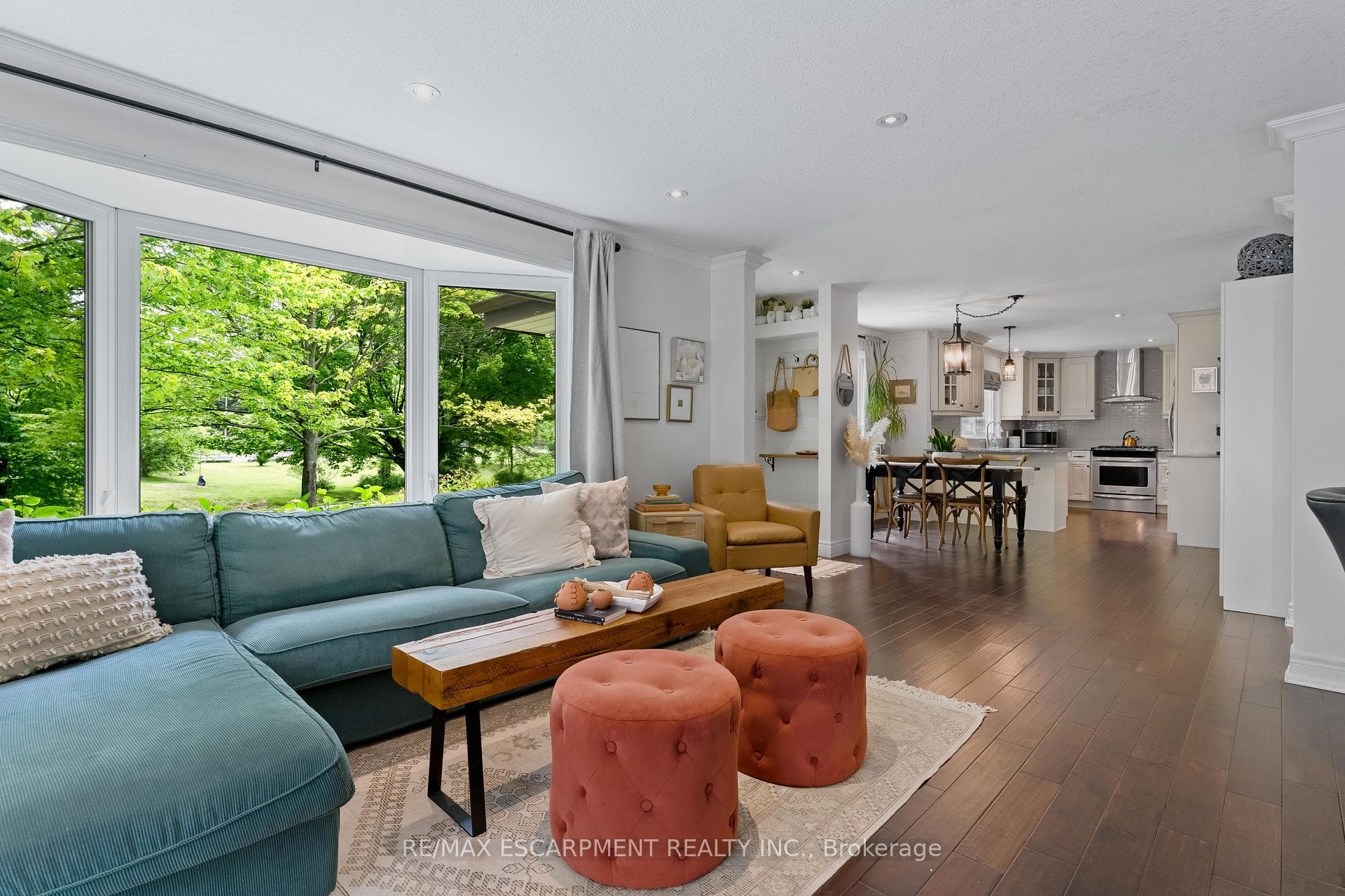 223 Lynden Road photo 7